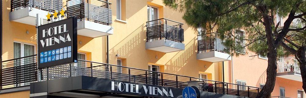 Hotel Vienna Лидо-ди-Езоло Экстерьер фото
